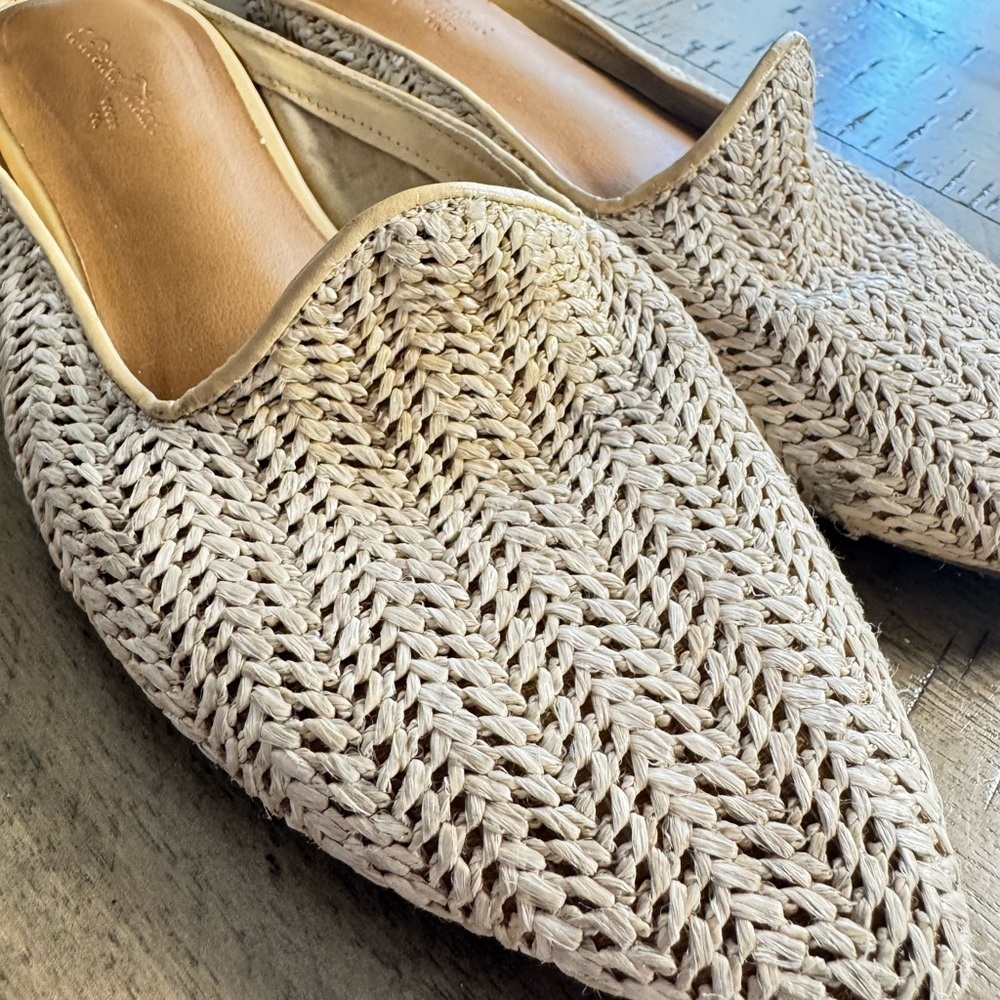 Universal Thread Cream Mules with Textured Knit Pattern - Picture 4 of 8